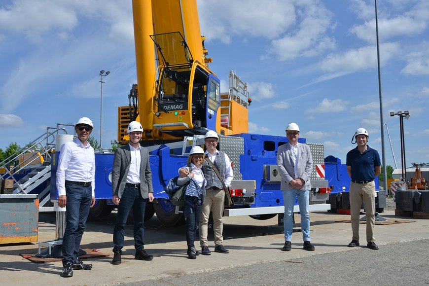 Wiesbauer secures very first Demag AC 450-7 all terrain crane